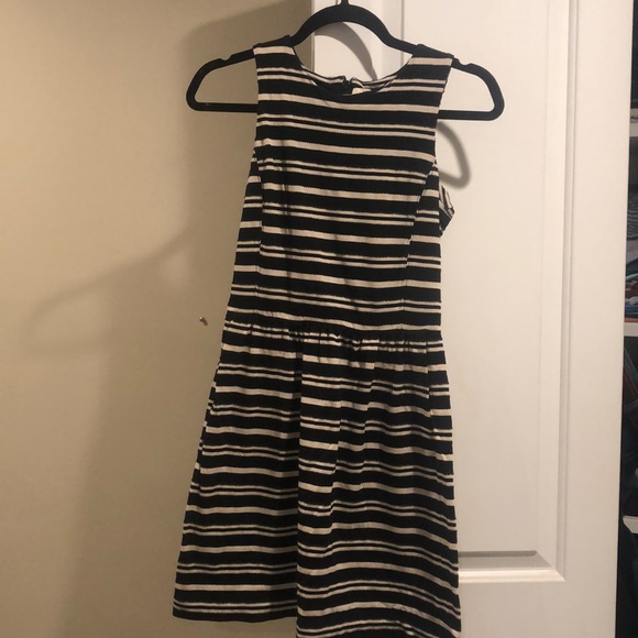 Crew Dress with pockets - Picture 1 of 2